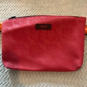 IPSY cosmetic bag, very cute